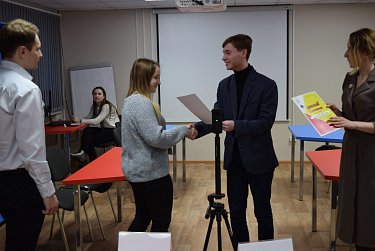В ОГУ прошли парламентские дебаты 